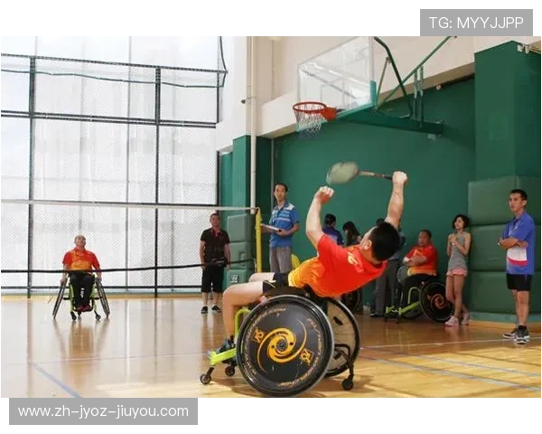 羽毛球坐轮椅 羽毛球坐轮椅